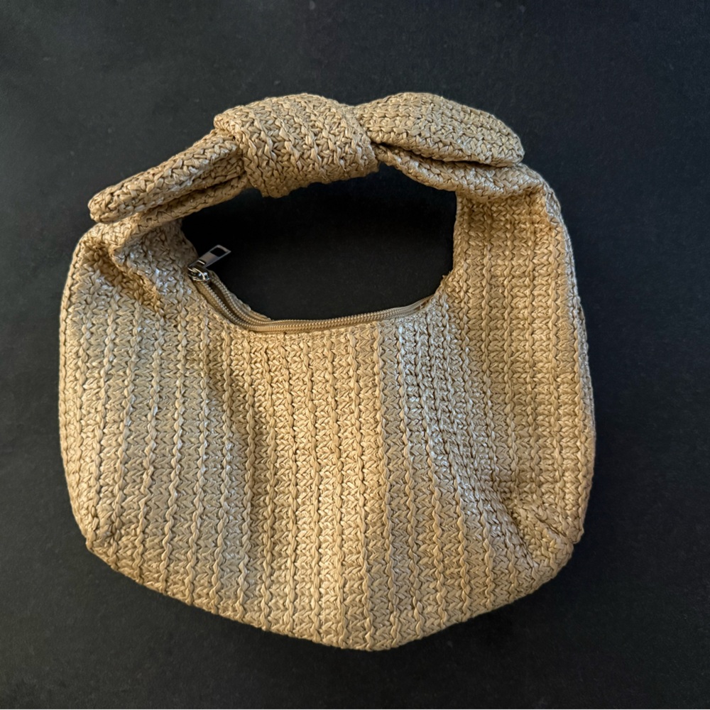 Commense Knot Detail Straw Bag